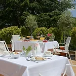 Chloe Luxury 3* Kastoria