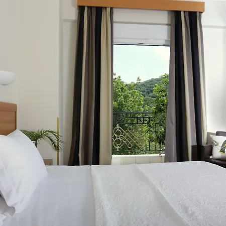 Chloe Luxury 3* Kastoria