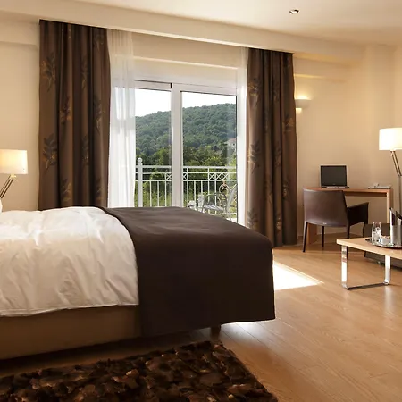 Hotel Chloe Luxury 3*