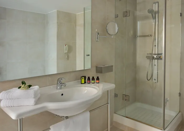 Chloe Luxury 酒店 卡斯托里亚