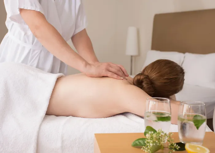 Chloe Luxury 3* 卡斯托里亚