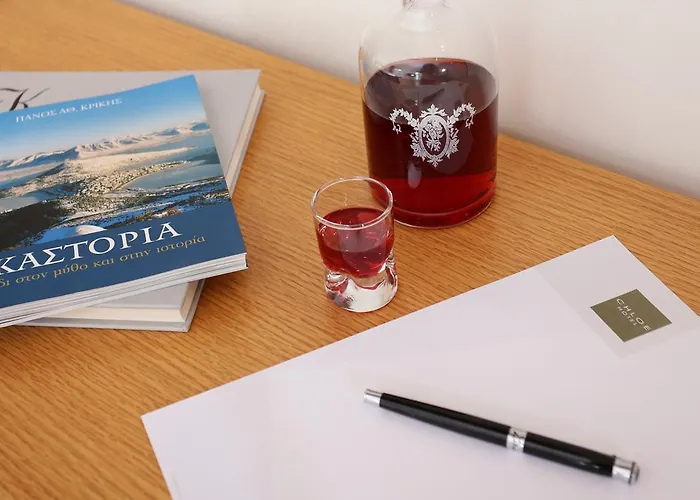 Chloe Luxury 卡斯托里亚